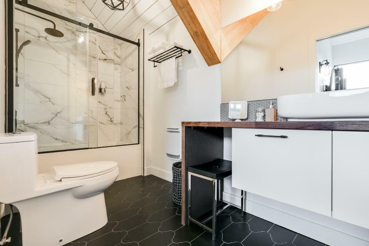 Complexe La Voute By Kasania Condo 203 Laval Exterior photo